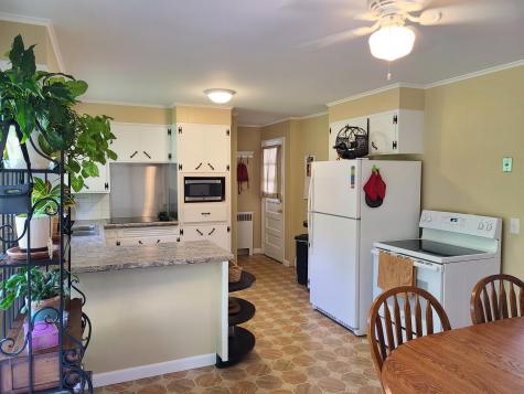 426 East Avenue Lewiston ME 04240