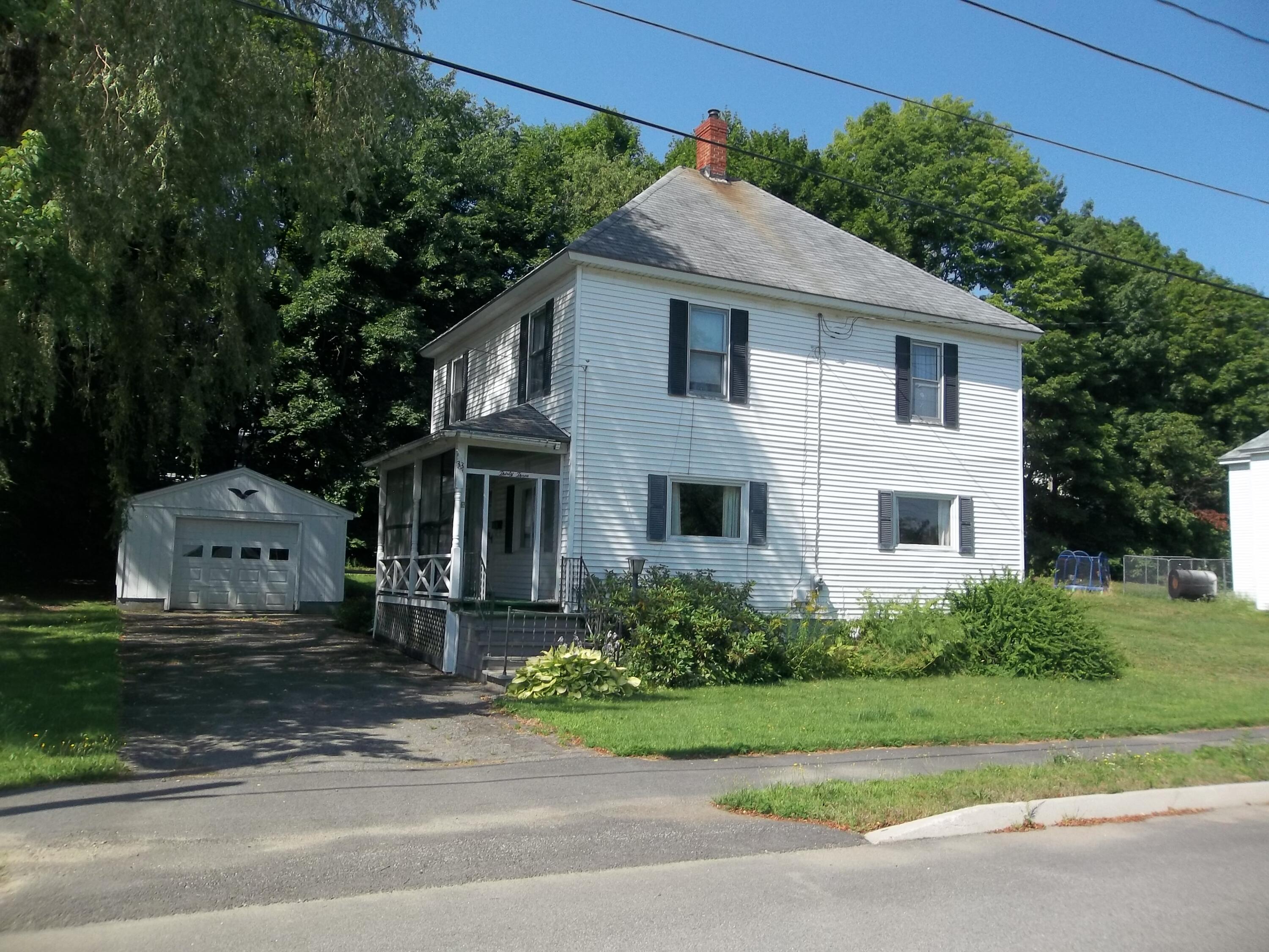 33 Hillside Street Baileyville, ME
