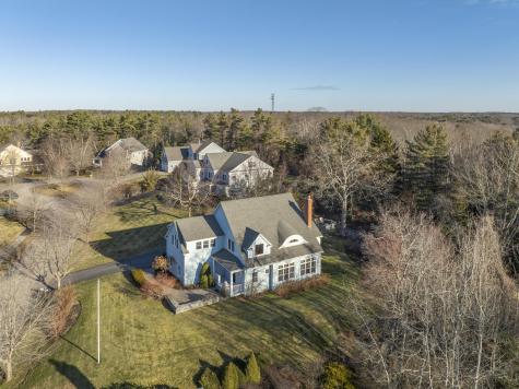 9 Leighton Farm Road Cape Elizabeth ME 04107