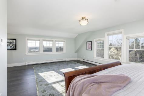 9 Leighton Farm Road Cape Elizabeth ME 04107