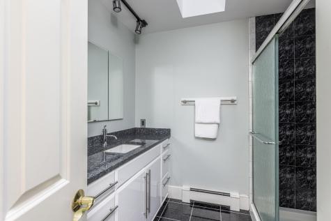 9 Leighton Farm Road Cape Elizabeth ME 04107