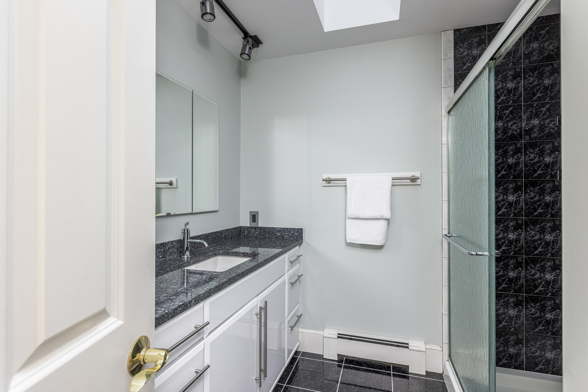 9 Leighton Farm Road Cape Elizabeth ME 04107