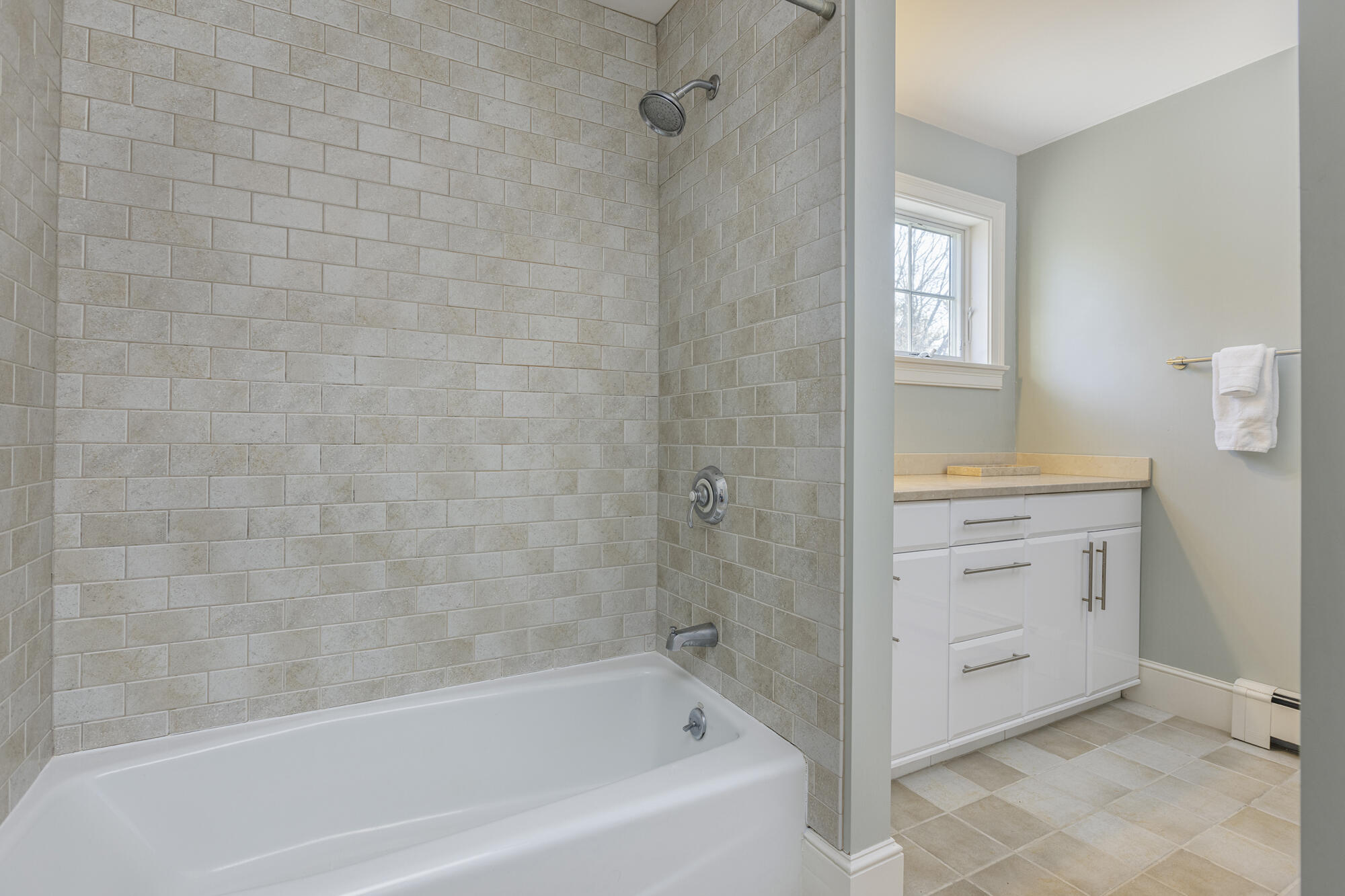 9 Leighton Farm Road Cape Elizabeth ME 04107