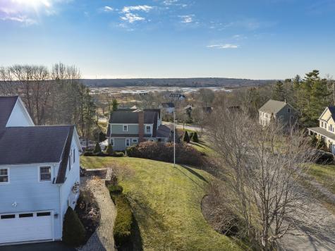 9 Leighton Farm Road Cape Elizabeth ME 04107