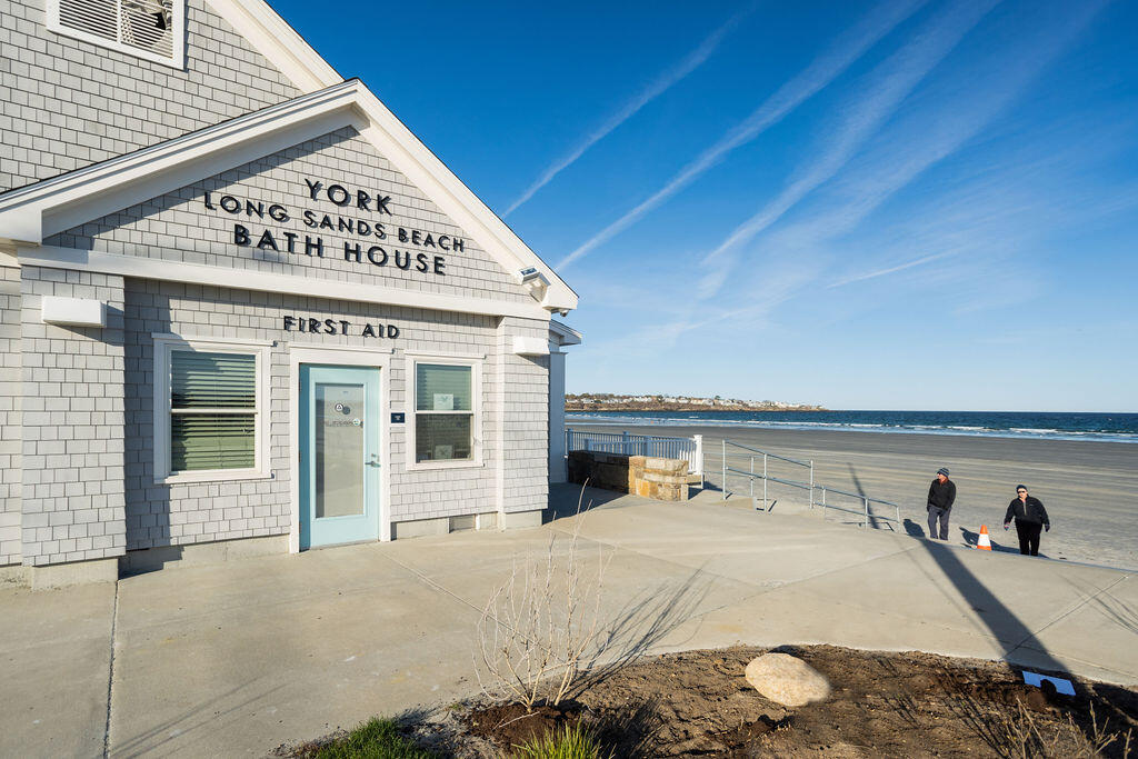 85 Long Beach Avenue York ME 03909