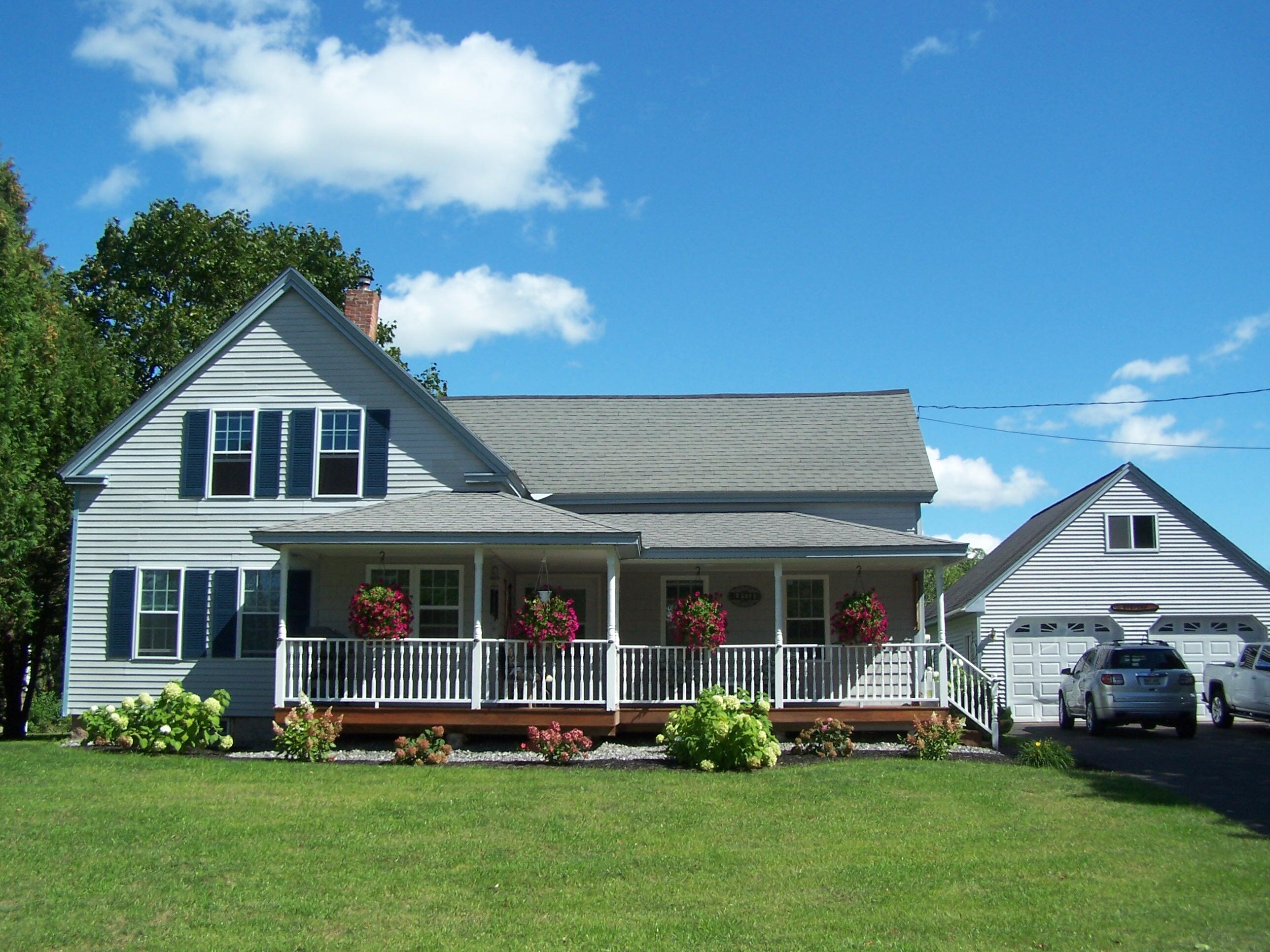 109 Oak Hill Road Auburn ME 04210