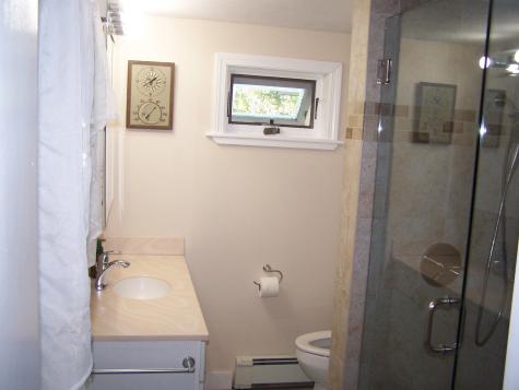 109 Oak Hill Road Auburn ME 04210