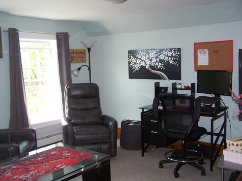 109 Oak Hill Road Auburn ME 04210