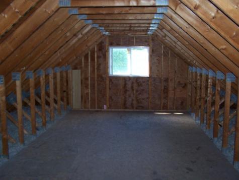 109 Oak Hill Road Auburn ME 04210