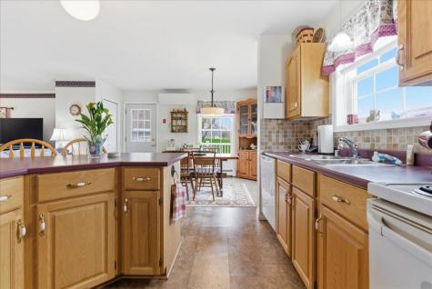 136 Stirling Road Warren ME 04864