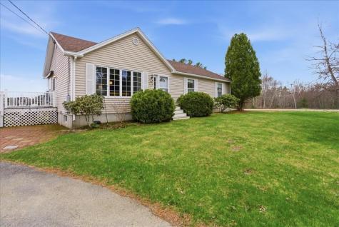 136 Stirling Road Warren ME 04864