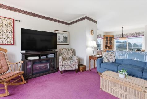 136 Stirling Road Warren ME 04864