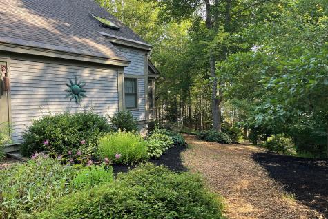 93 Governors Point Road Harpswell ME 04079
