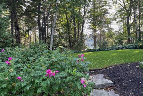 93 Governors Point Road Harpswell ME 04079