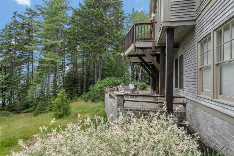93 Governors Point Road Harpswell ME 04079