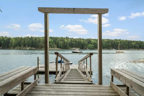 93 Governors Point Road Harpswell ME 04079