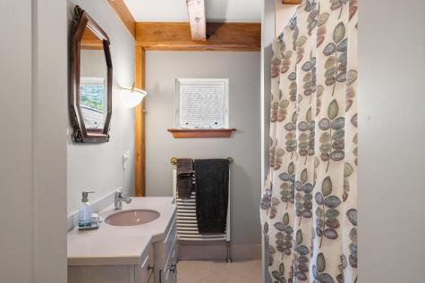 93 Governors Point Road Harpswell ME 04079
