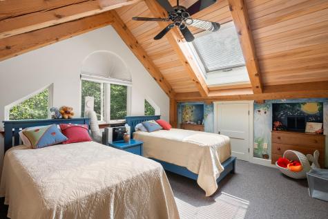 93 Governors Point Road Harpswell ME 04079