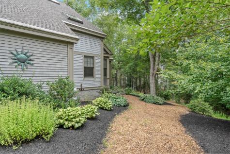93 Governors Point Road Harpswell ME 04079