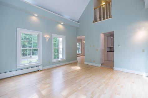 20 Shady Lane Falmouth ME 04105