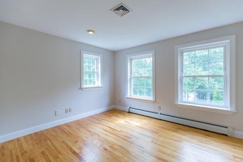 20 Shady Lane Falmouth ME 04105