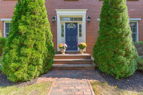 20 Shady Lane Falmouth ME 04105
