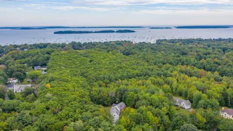 20 Shady Lane Falmouth ME 04105