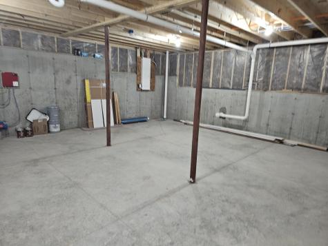 9 Jenny Drive Gray ME 04039