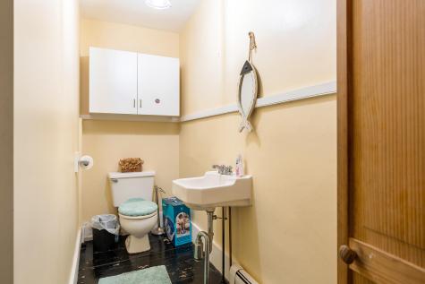 83 Bath Road Wiscasset ME 04578