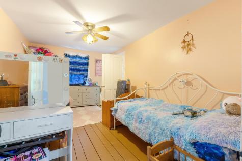 83 Bath Road Wiscasset ME 04578