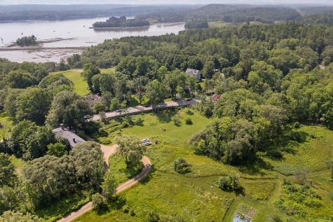 83 Bath Road Wiscasset ME 04578