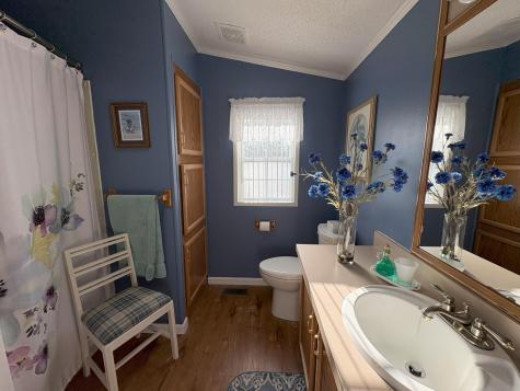 15 Fox Run Drive Lewiston ME 04240