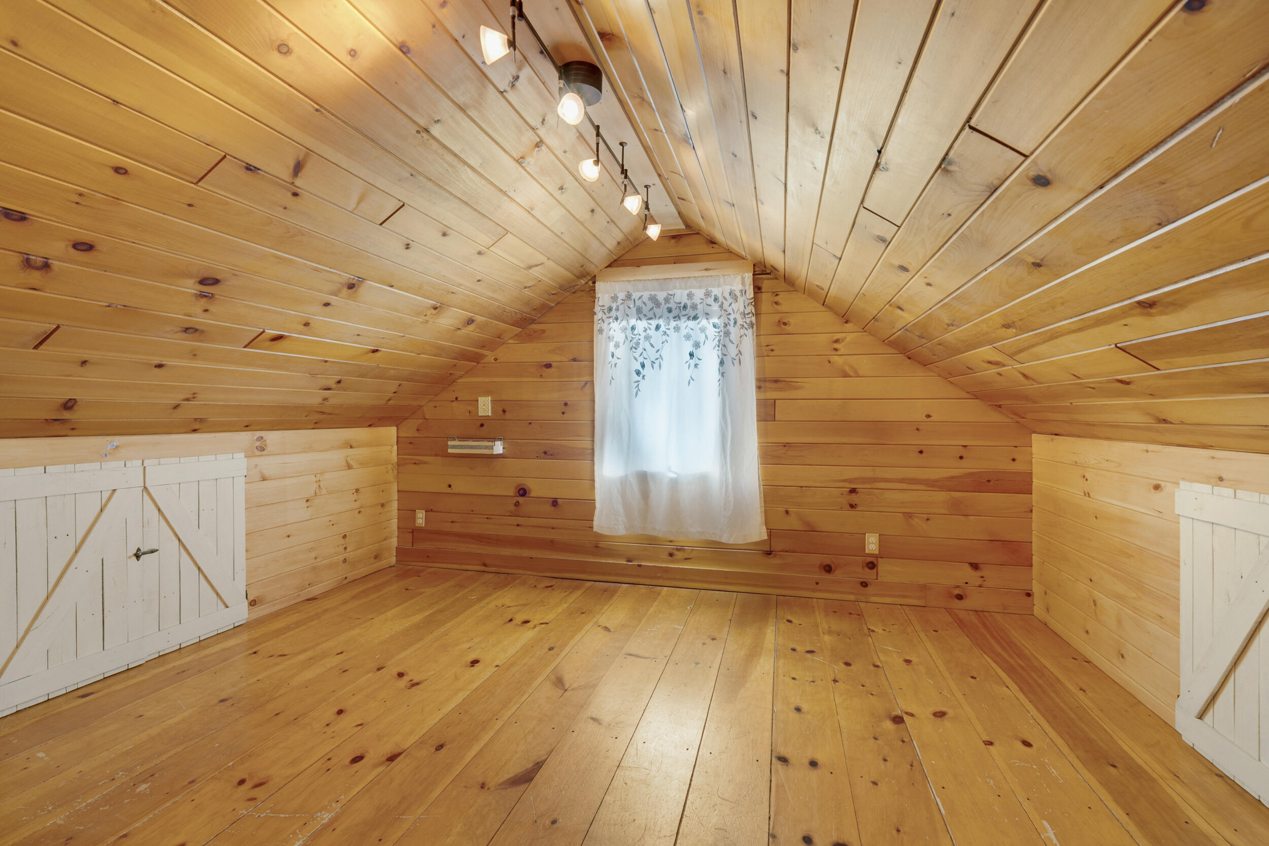 182 Chestnut Knoll Lane Bethel ME 04217