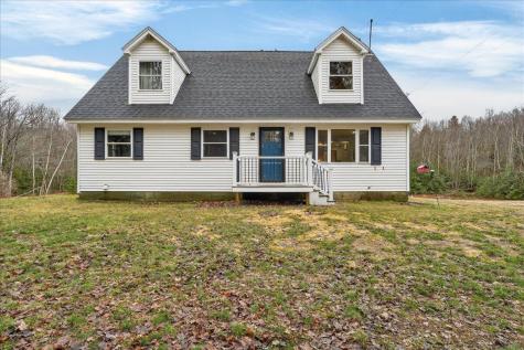 171 Plummer Road Palermo ME 04354
