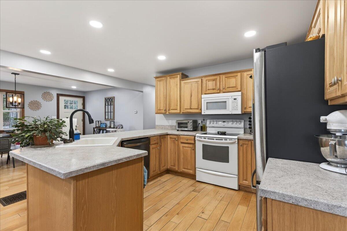 171 Plummer Road Palermo ME 04354