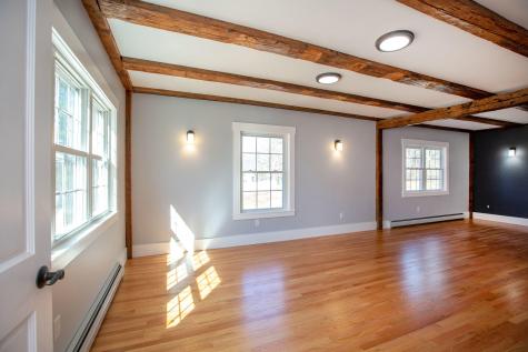 1091 Summer Street Auburn ME 04210