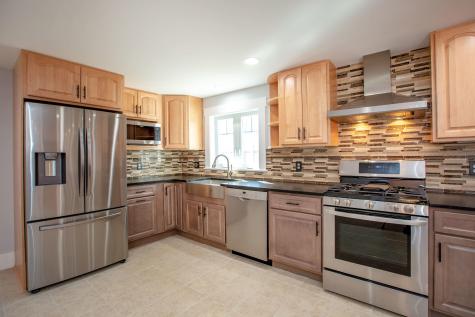 1091 Summer Street Auburn ME 04210