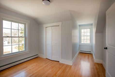 1091 Summer Street Auburn ME 04210