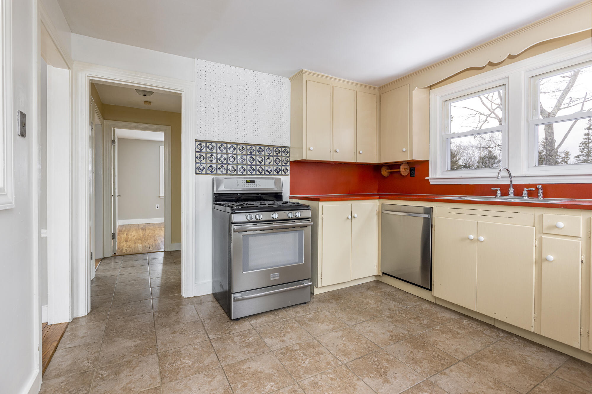 313 Fowler Road Cape Elizabeth ME 04107