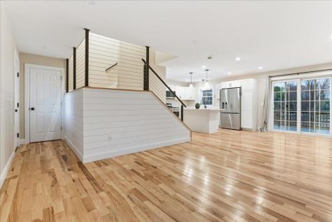 42 Durham Road Freeport ME 04032