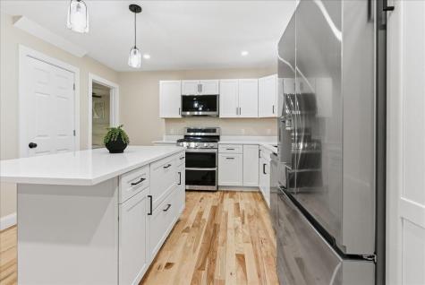 42 Durham Road Freeport ME 04032