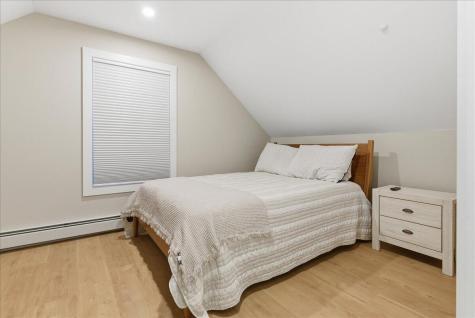 42 Durham Road Freeport ME 04032