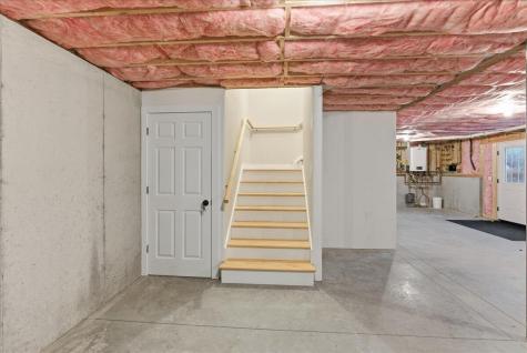 42 Durham Road Freeport ME 04032