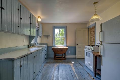 5 River Road Brooklin ME 04616