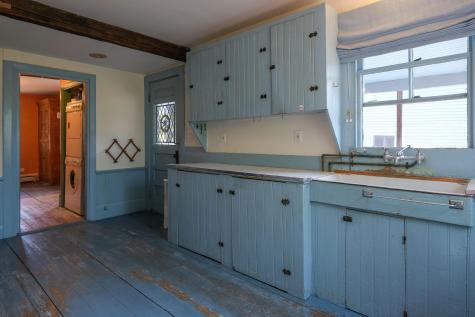 5 River Road Brooklin ME 04616