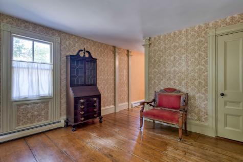 5 River Road Brooklin ME 04616