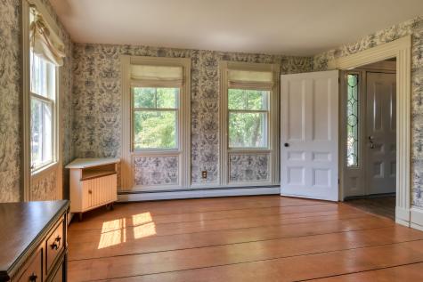 5 River Road Brooklin ME 04616