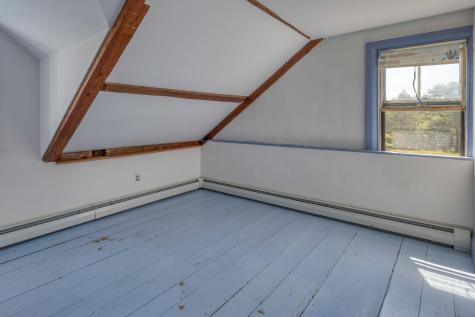 5 River Road Brooklin ME 04616