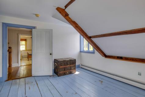 5 River Road Brooklin ME 04616