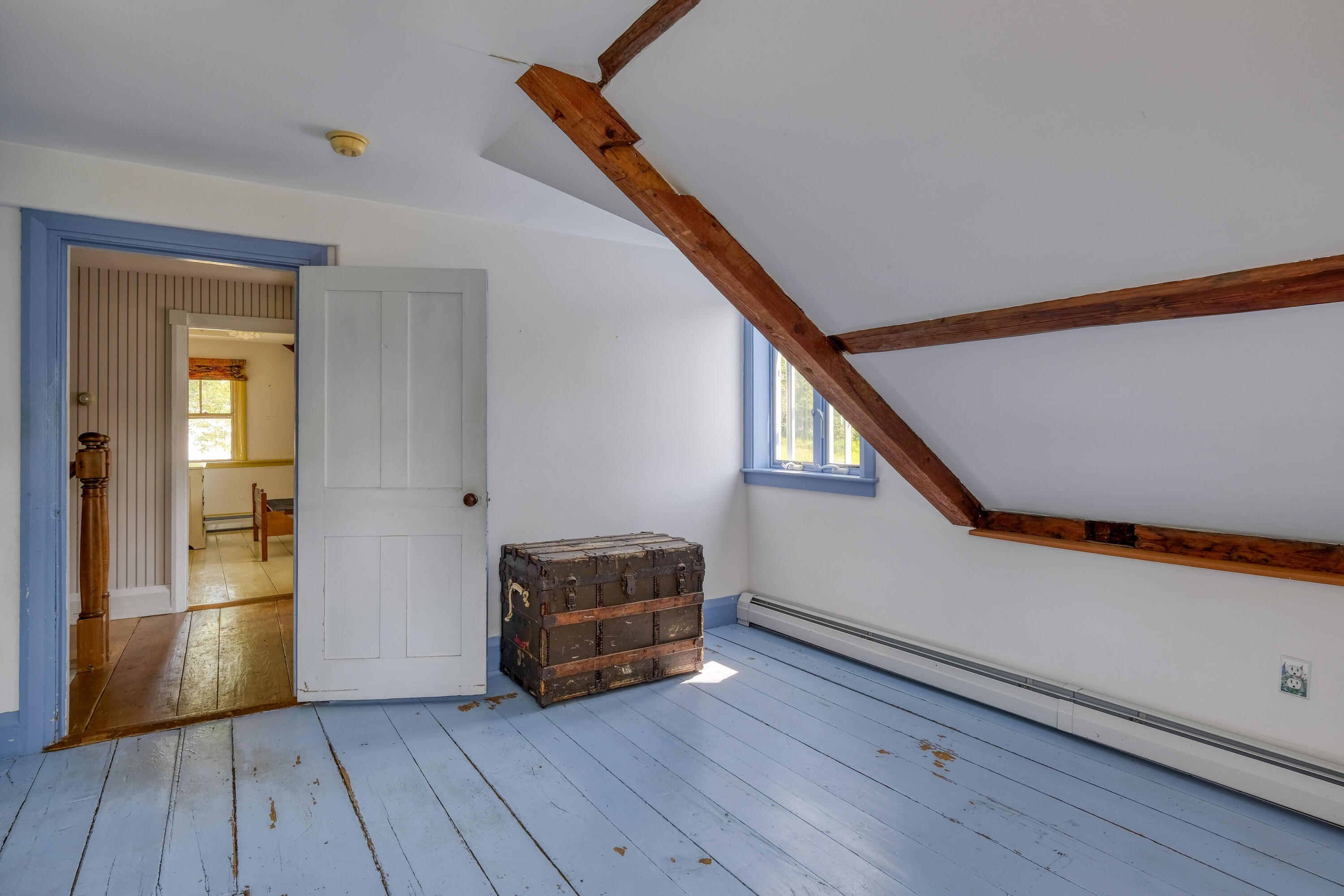 5 River Road Brooklin ME 04616